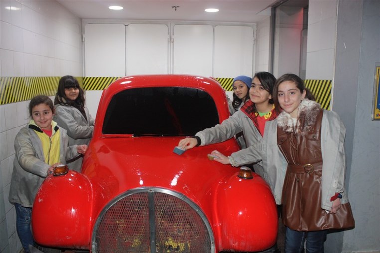 Iraqi Refugee Children at KidzMondo Beirut